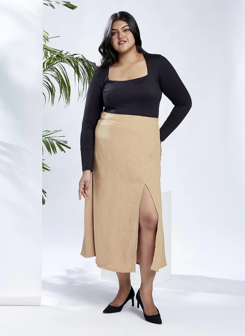 جلو باص جوب جلوبلس نسائي بيج بخصر متوسط بتصميم ذاتي بوهيمي بفتحة أمامية مقاس كبير تنورة ميدي -